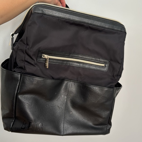 COPY - Barely used: BEIS Black Diaper Backpack (minimal wear) - Picture 14 of 16